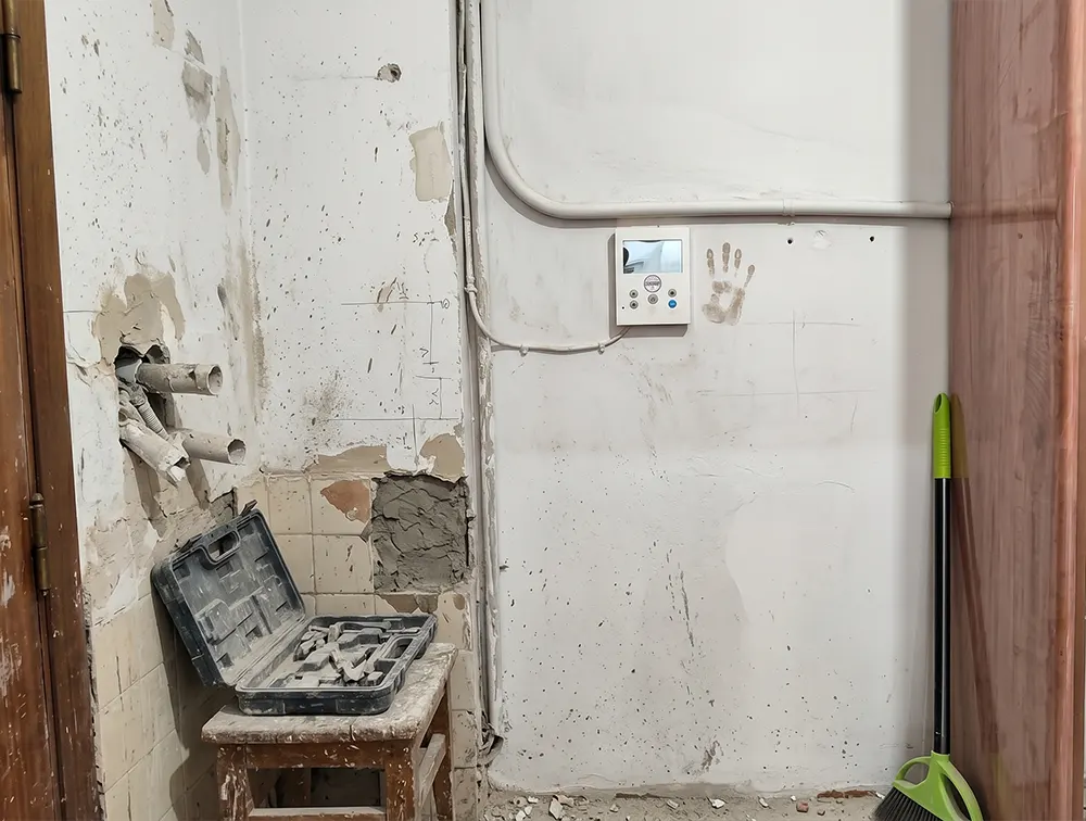 Cuadro eléctrico antiguo antes de la renovación